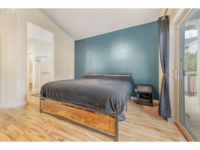 2433 Ne Cafe Way, Hillsboro, OR 97124