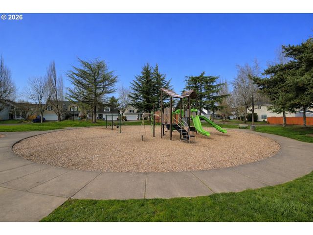 2433 Ne Cafe Way, Hillsboro, OR 97124