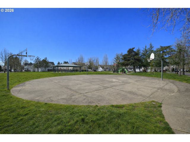2433 Ne Cafe Way, Hillsboro, OR 97124