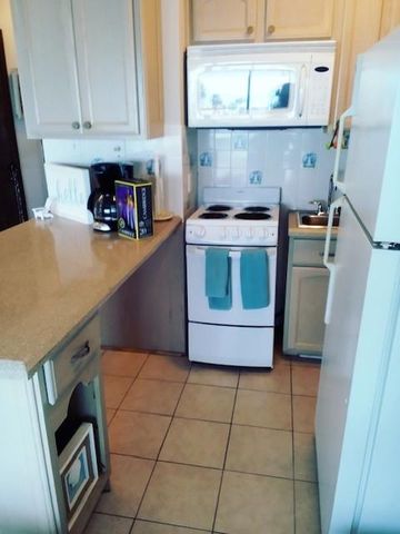 6102 Seawall Boulevard 341, Galveston, TX 77551