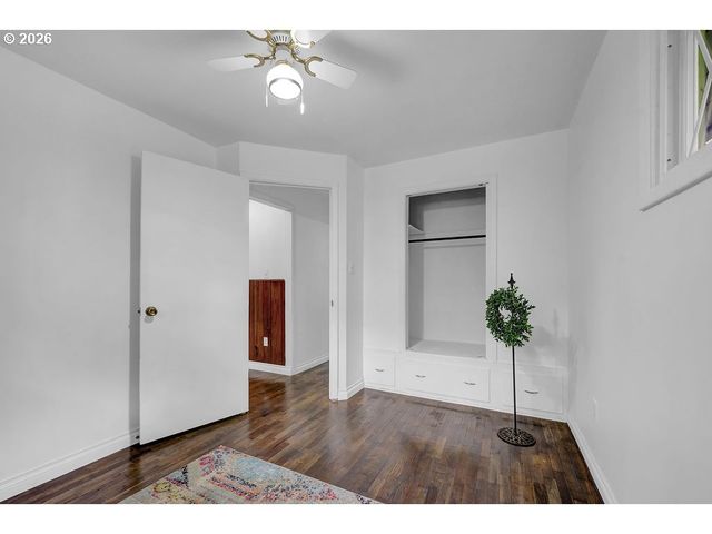 544 LOU GRAY Dr, Myrtle Creek, OR 97457