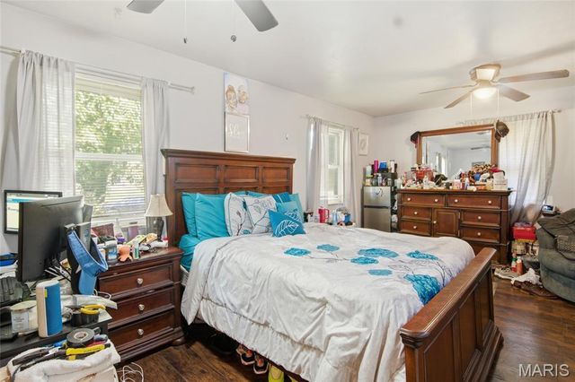 808 Wilshire Drive, Belleville, IL 62223