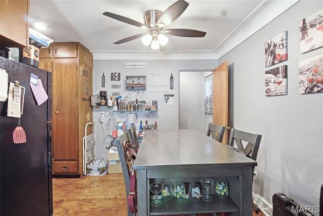 808 Wilshire Drive, Belleville, IL 62223