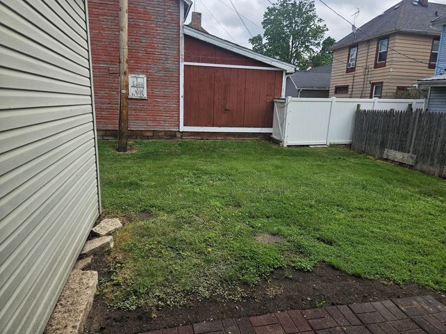 907 Tyler Street, La Porte, IN 46350