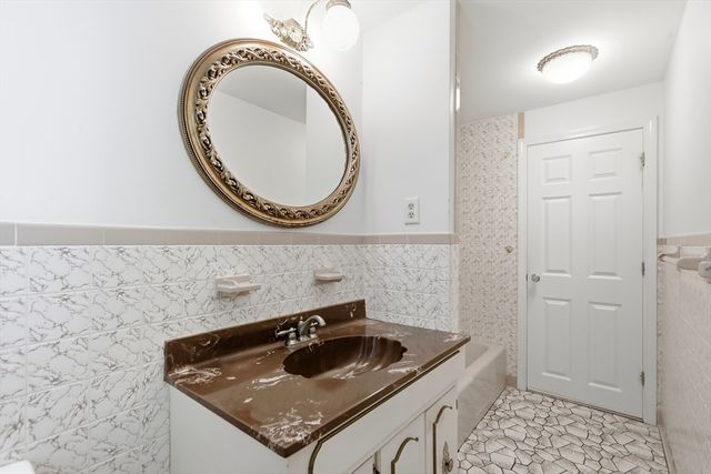 110 Thornberry Road, Winchester, MA 01890