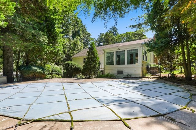 110 Thornberry Road, Winchester, MA 01890