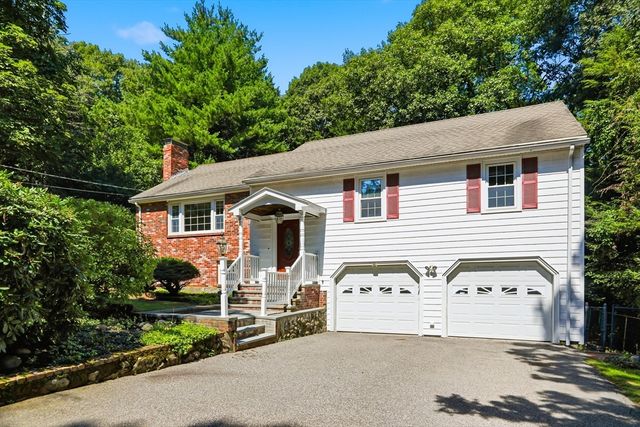 110 Thornberry Road, Winchester, MA 01890