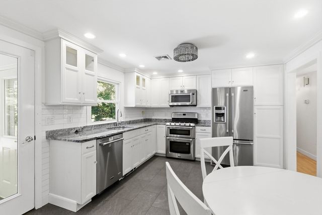 110 Thornberry Road, Winchester, MA 01890