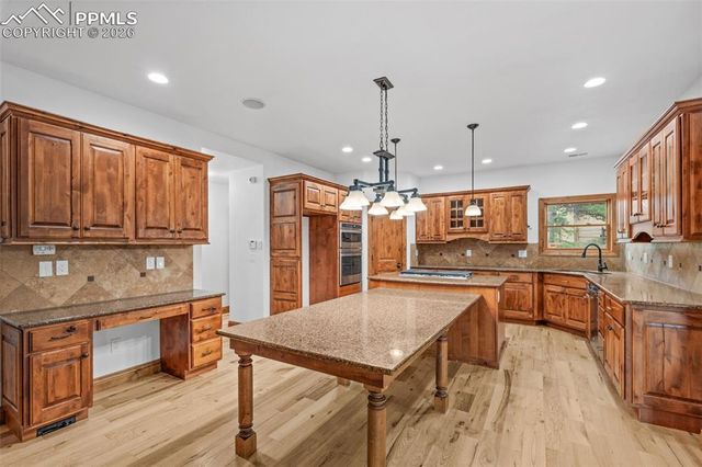 17680 Pond View Place, Colorado Springs, CO 80908