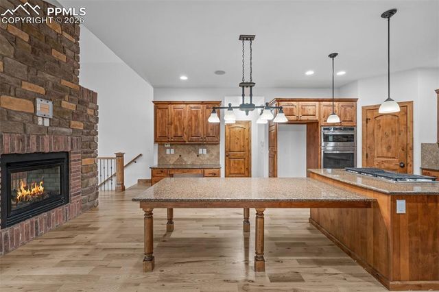 17680 Pond View Place, Colorado Springs, CO 80908