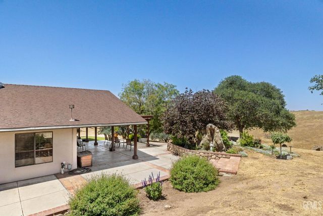 3001 Woody Granite Road, Bakersfield, CA 93308