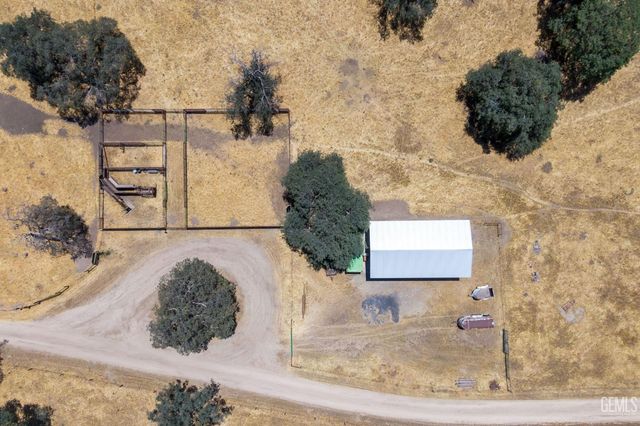 3001 Woody Granite Road, Bakersfield, CA 93308