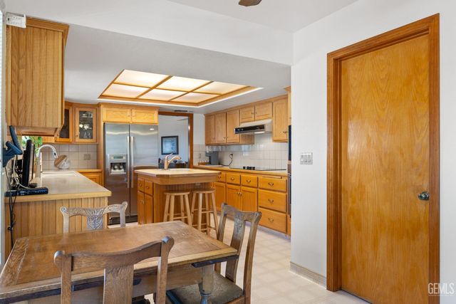 3001 Woody Granite Road, Bakersfield, CA 93308