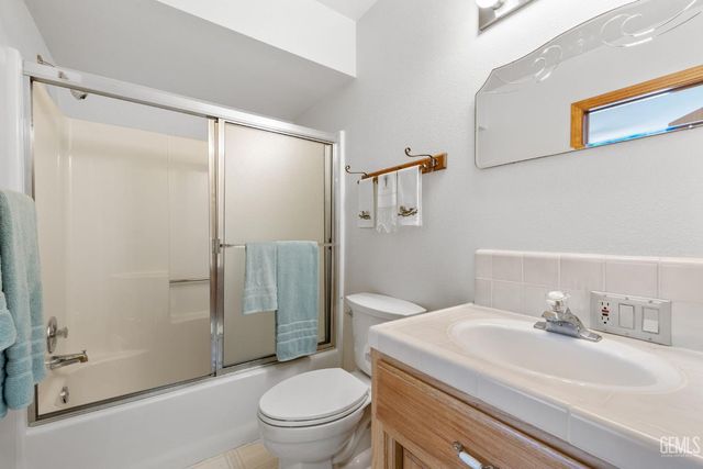 3001 Woody Granite Road, Bakersfield, CA 93308