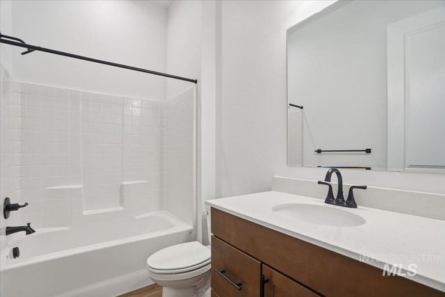 2292 N Ice Fire Ave, Star, ID 83669