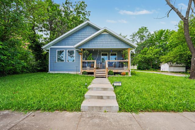 1038 W Thoman Street, Springfield, MO 65803