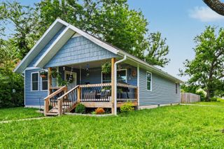 1038 W Thoman Street, Springfield, MO 65803