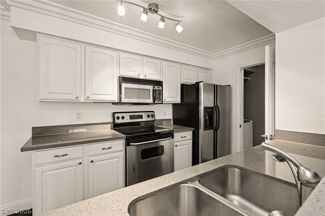 1150 North Buffalo Drive 2011, Las Vegas, NV 89128