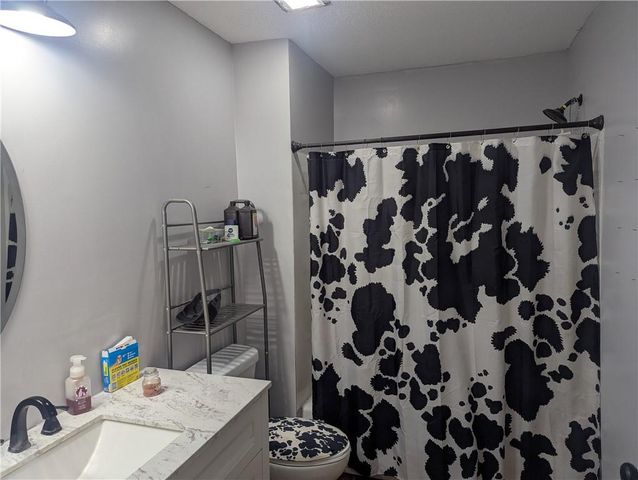 6426 NE Witt Road, Turney, MO 64493