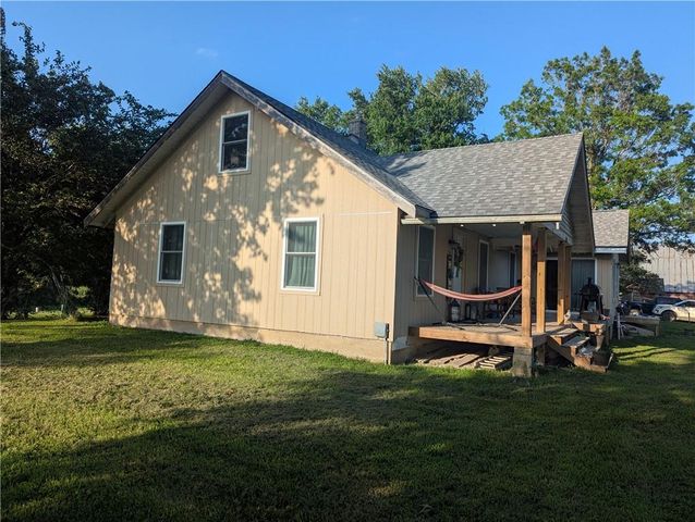 6426 NE Witt Road, Turney, MO 64493