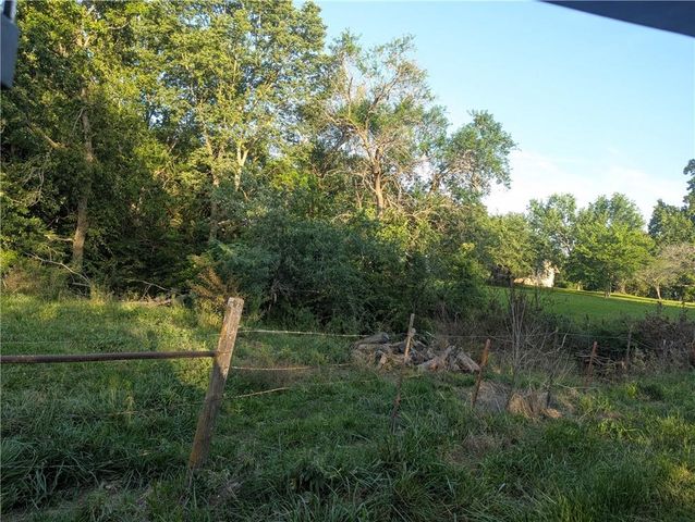 6426 NE Witt Road, Turney, MO 64493