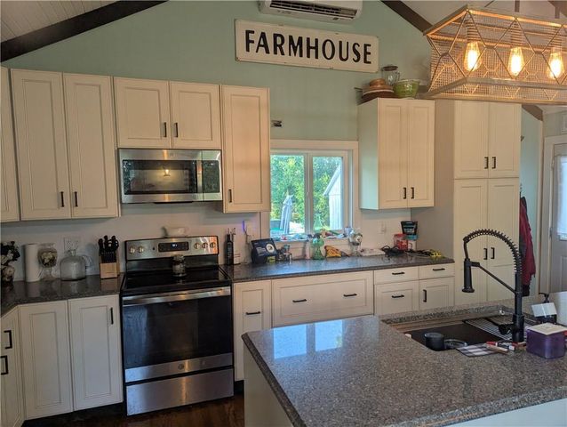 6426 NE Witt Road, Turney, MO 64493