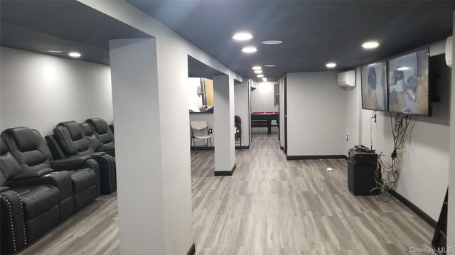 122-14 Sutphin Boulevard, Jamaica, NY 11434