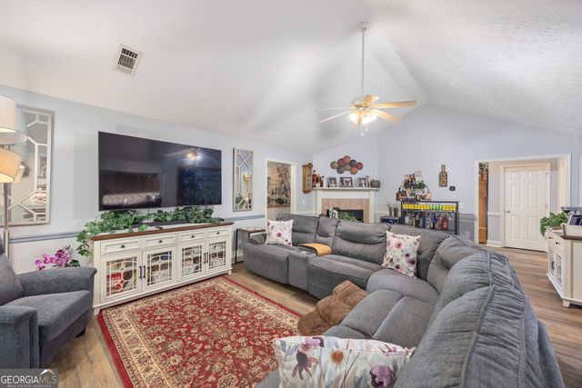 2083 Johnson Mill Road, Hamilton, GA 31811
