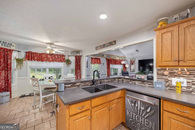2083 Johnson Mill Road, Hamilton, GA 31811