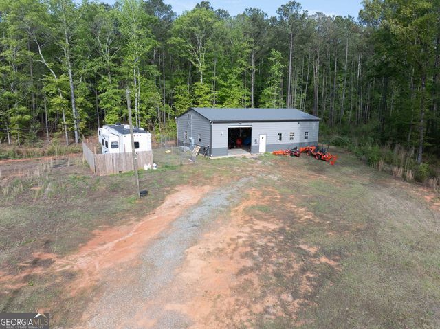 2083 Johnson Mill Road, Hamilton, GA 31811