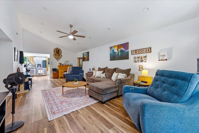 11854 Tree Top Cir, Nevada City, CA 95959