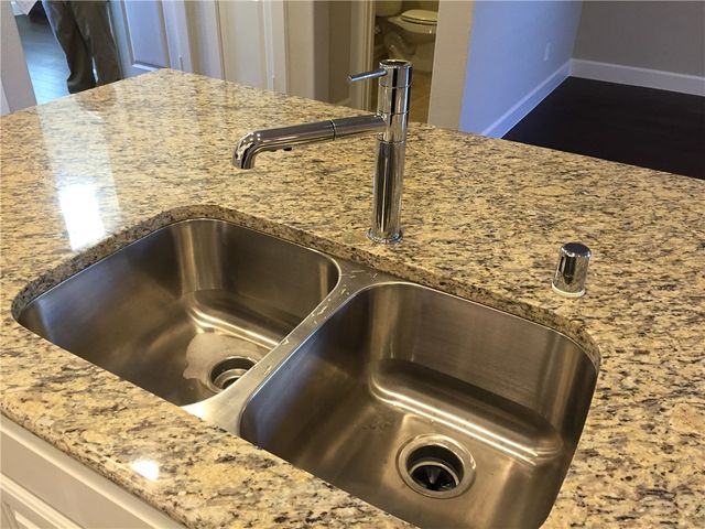 1017 Water Street, Carrollton, TX 75007