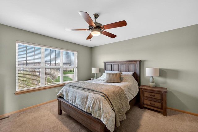 811 Cheshire Castle Way, Verona, WI 53593