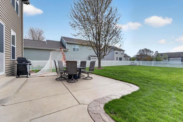 811 Cheshire Castle Way, Verona, WI 53593