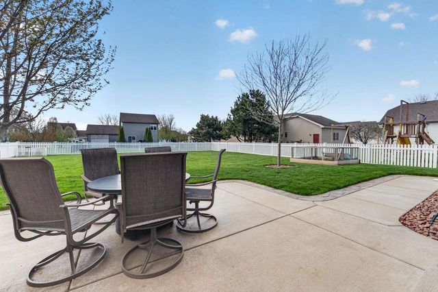 811 Cheshire Castle Way, Verona, WI 53593