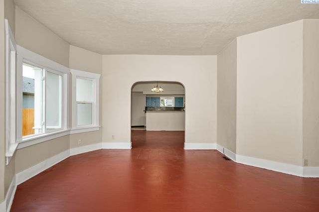 1707 W Mansfield Ave, Spokane, WA 99205