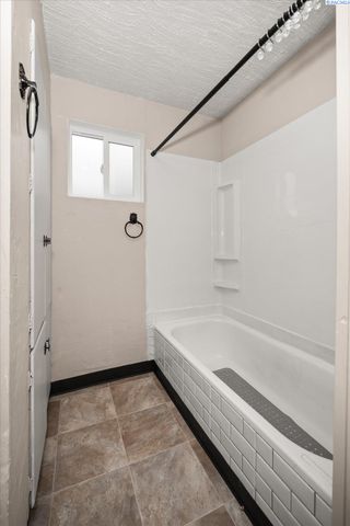 1707 W Mansfield Ave, Spokane, WA 99205