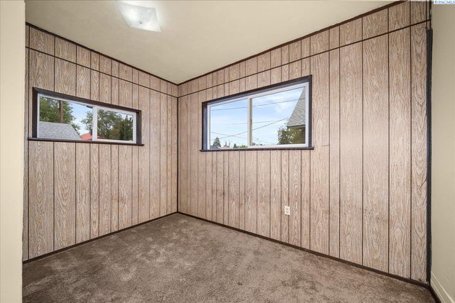 1707 W Mansfield Ave, Spokane, WA 99205