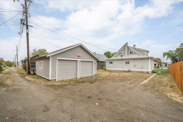 1707 W Mansfield Ave, Spokane, WA 99205