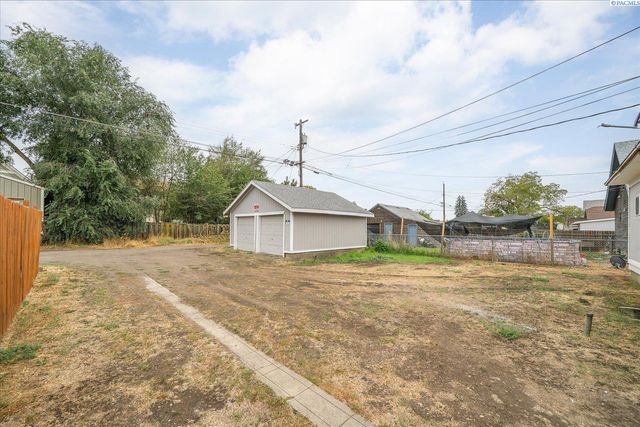 1707 W Mansfield Ave, Spokane, WA 99205