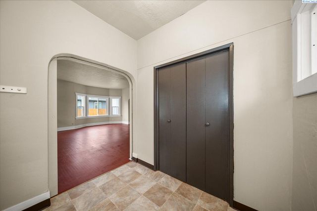 1707 W Mansfield Ave, Spokane, WA 99205