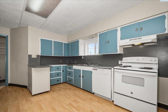 1707 W Mansfield Ave, Spokane, WA 99205