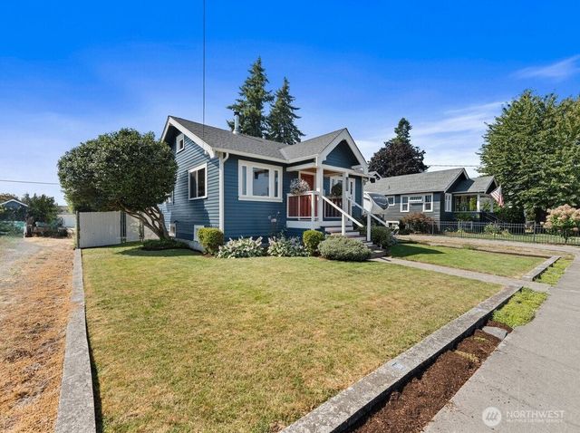 1138 Pioneer Street, Enumclaw, WA 98022