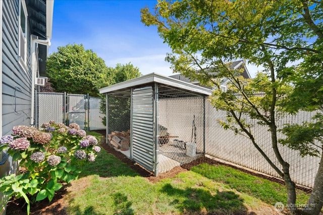 1138 Pioneer Street, Enumclaw, WA 98022