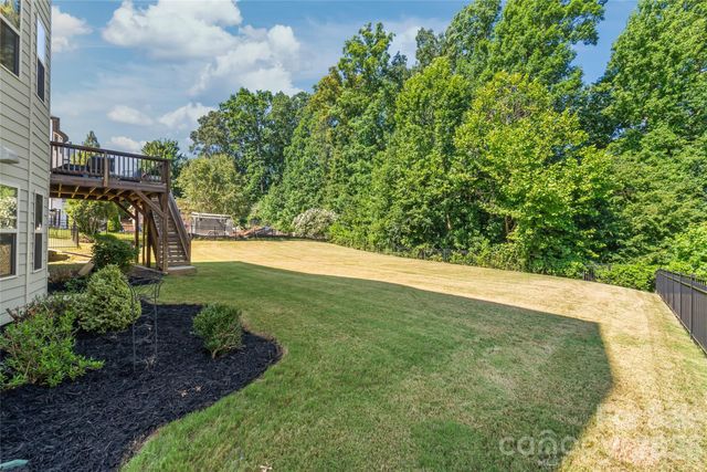 1406 Laurel Hill Drive, Waxhaw, NC 28173