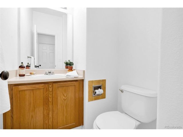 6373 Utica St, Arvada, CO 80003