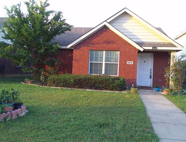 8814 Stewart Street, Cross Roads, TX 76227