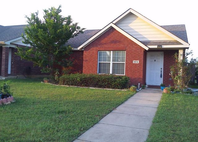 8814 Stewart Street, Cross Roads, TX 76227