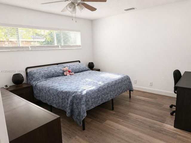 8948 NW 27th St 8948, Coral Springs, FL 33065