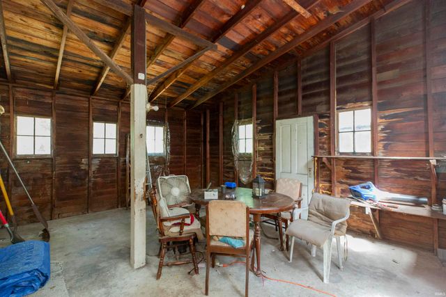 57860 Crumstown Highway, South Bend, IN 46619